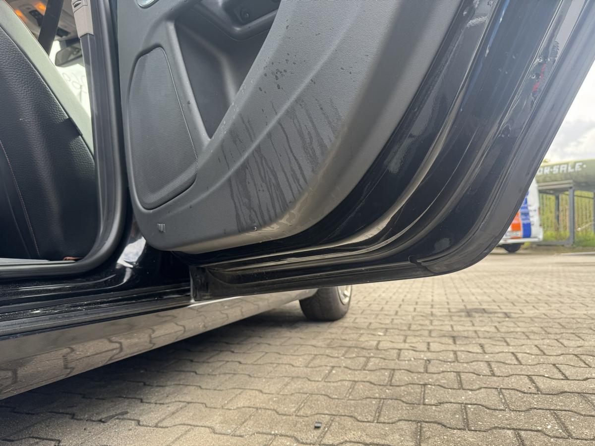 Volvo V60 original T&uuml;r hinten rechts 01900 Black Stone Rohbau Bj.2011